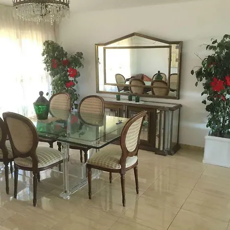 Oasis: Beachside Retreat With Heated Pool & Games *